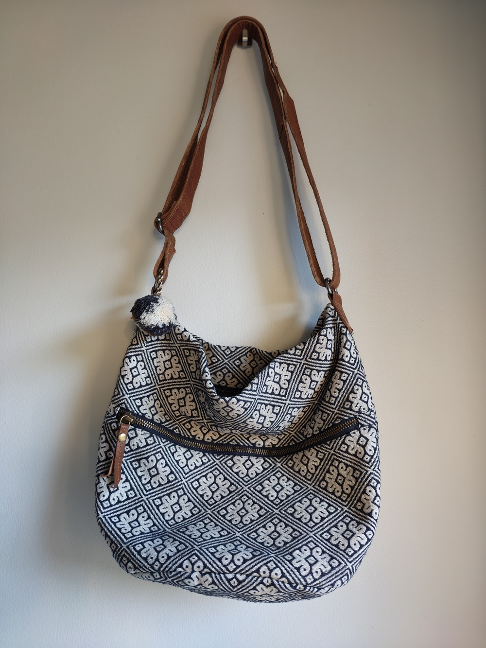 Fatface Woven Pattern Hobo Bag with Brown Leather Strap - Navy & White
